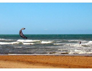 Descubra as Melhores Atrações da Praia do Futuro, Ceará